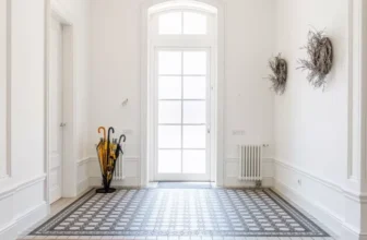 Maximizing Space in Small Apartments With Smart Storage